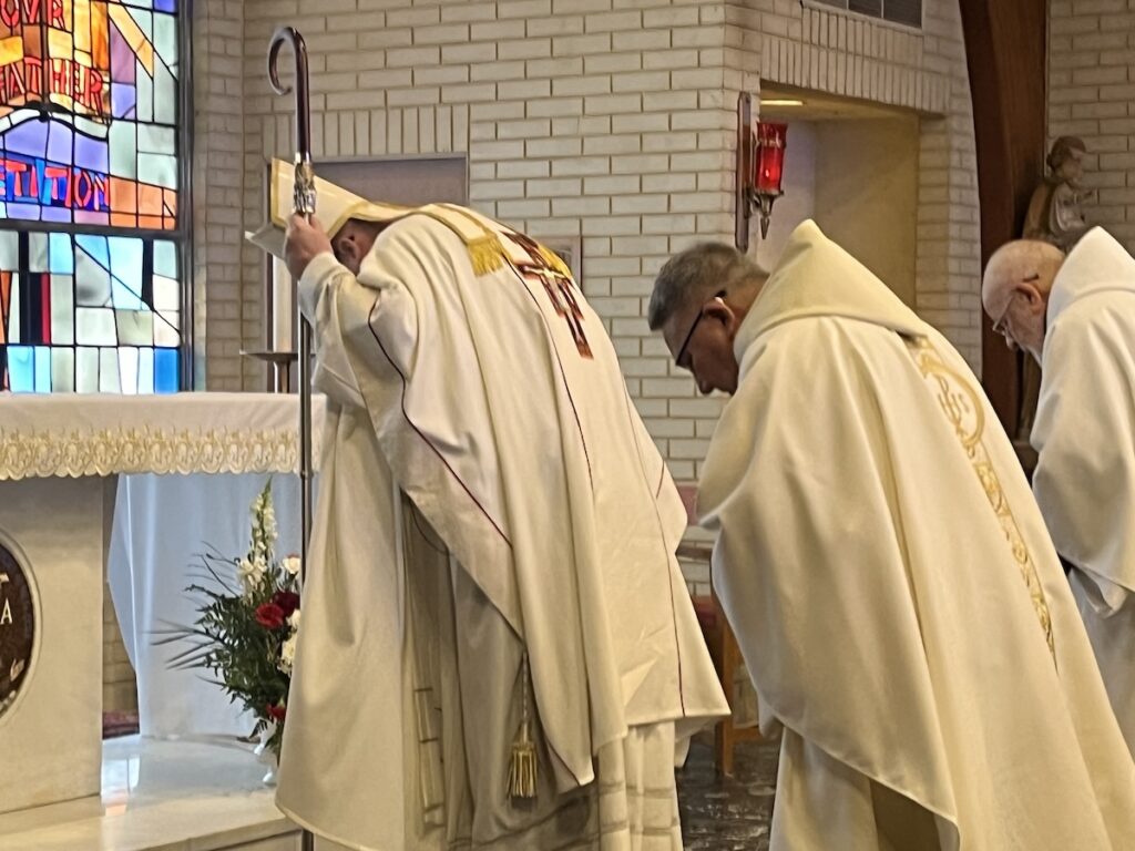 Archbishop Henning Visits Chapel of Our Savior 6